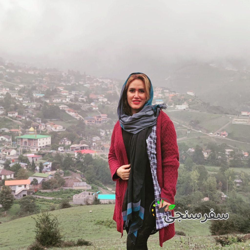 ندافرمانی راهنمای گردشگری فرهنگی مسلط به زبان چینی در تهران