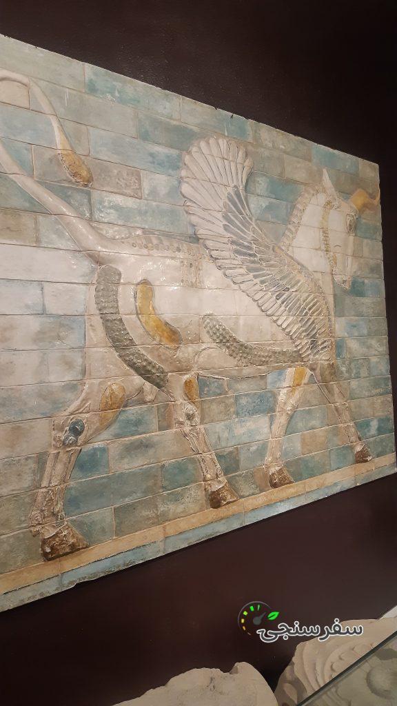 راهنمای تور فرانسوی و فارسی زبان، غزاله زرین