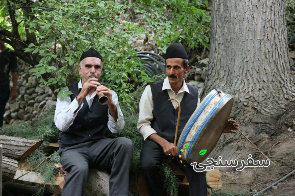 بهرام گِرِئی راهنمای گردشگری طبیعت روستای هیر در الموت قزوین