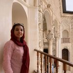 مرضیه وحید تور لیدر طبیعت گردی در اصفهان