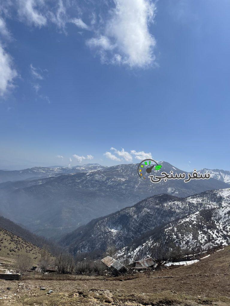 سعیده صالحی مترجم زبان روسی و راهنمای گردشگری فرهنگی تورهای ورودی به عنوان اسیست در مازندران