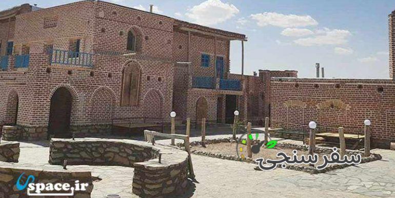 اقامتگاه بوم گردی خان قالان کبودرآهنگ همدان/