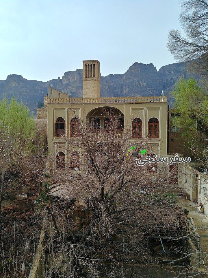 اقامتگاه بومگردی حاجی خان تفت یزد