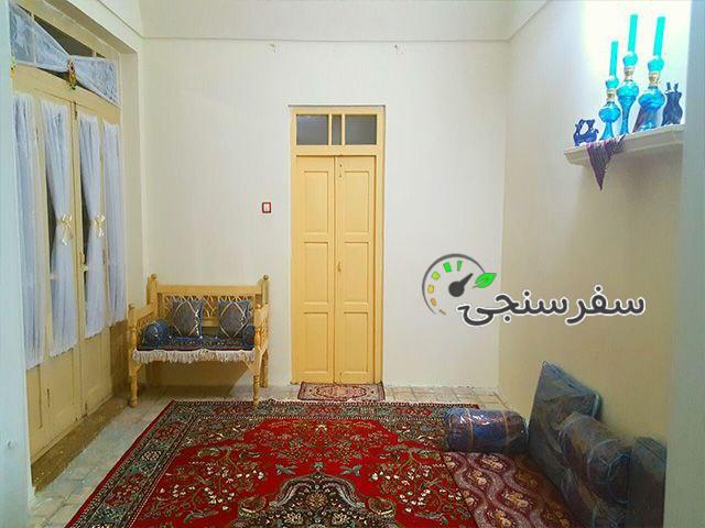 اقامتگاه بوم گردی اوروزا یزد