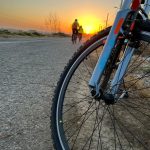 آدینه پورذکریا راهنمای گردشگری دوچرخه در گیلان