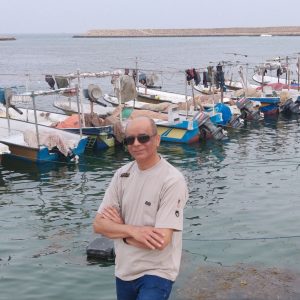 لیدر رسمی و مترجم زبان های عربی و انگلیسی محمود نصاری در مشهد