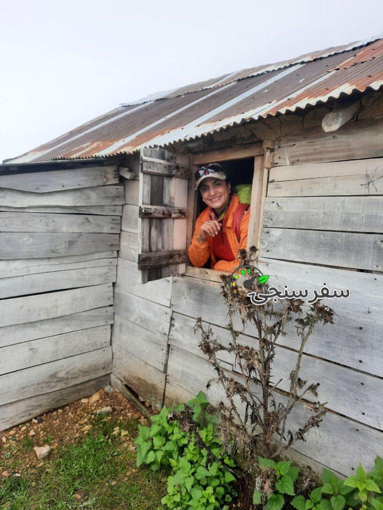 مهناز کارخانه راهنمای گردشگری طبیعت