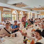 امیر بلوری راهنمای تورهای ورودی و خروجی به زبانهای عربی و انگلیسی و ترکی مندرج روی کارت