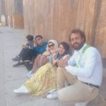 امیر بلوری راهنمای تورهای ورودی و خروجی به زبانهای عربی و انگلیسی و ترکی مندرج روی کارت