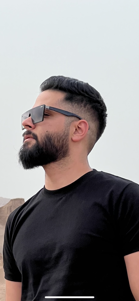 فرشید کورشی نژاد تورلیدر زبان روسی