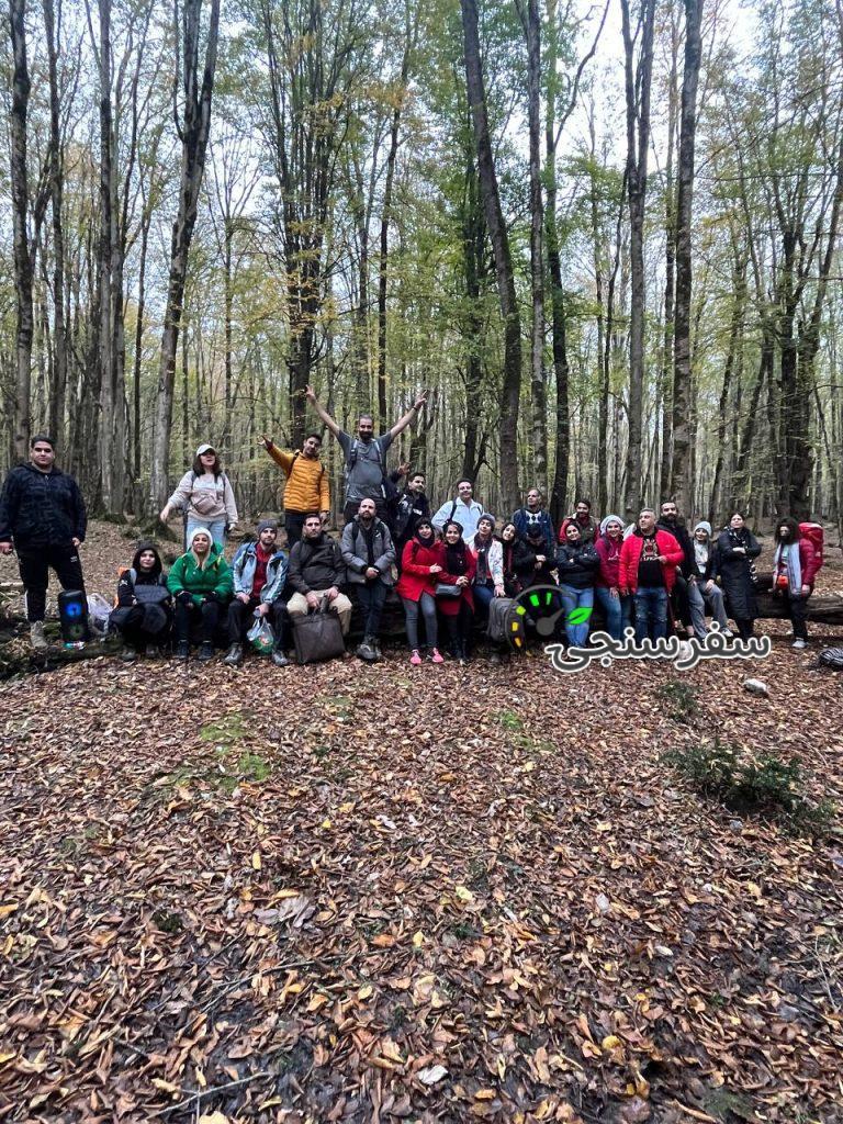 رضا مقدسی تور گروهی اقتصادی