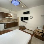 الهه رضایی هتل آپارتمان دو ستاره ی آروین در مشهد