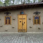 سارا علی یزدی هتل باغ آرامش در تهران