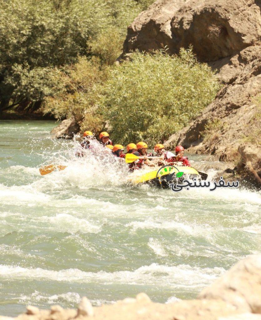 تور رفتینگ سفر به شهر کرد از تهران