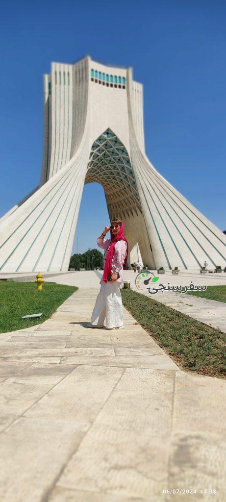 مهناز معتضدیان تور لیدر محلی مسلط به زبان روسی