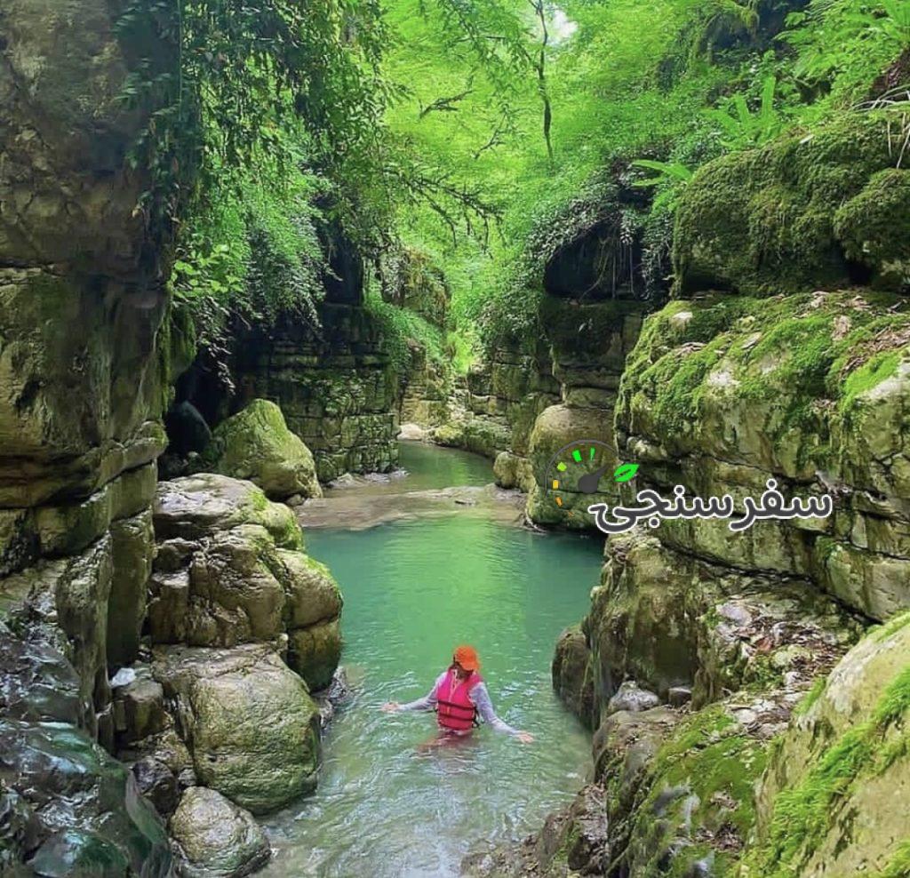 تور یک روزه تنگه بهشت عباس اباد