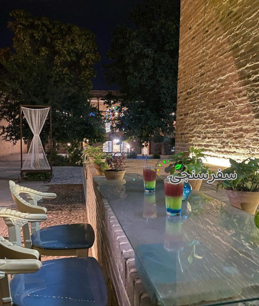 آقای صبوحی مهمانخانه رئوفی در قزوین/