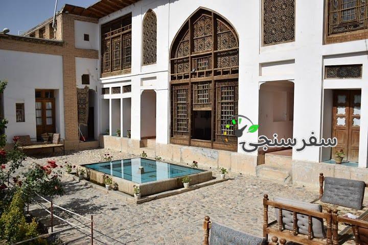 اقامتگاه سنتی خانه آزاده در شهر چالشتر شهرکرد/