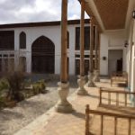 اقامتگاه سنتی خانه آزاده در شهر چالشتر شهرکرد/