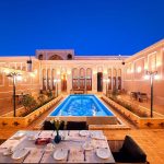 هتل قلعه وزیر در یزد/