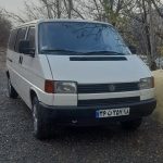 حمید نوروزی درایورگاید (ون t4 با ظرفیت 9 نفر) در همدان