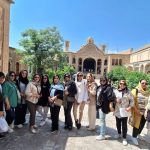 لیدا حیرتی تور لیدر و راهنمای گردشگری فرهنگی در تهران