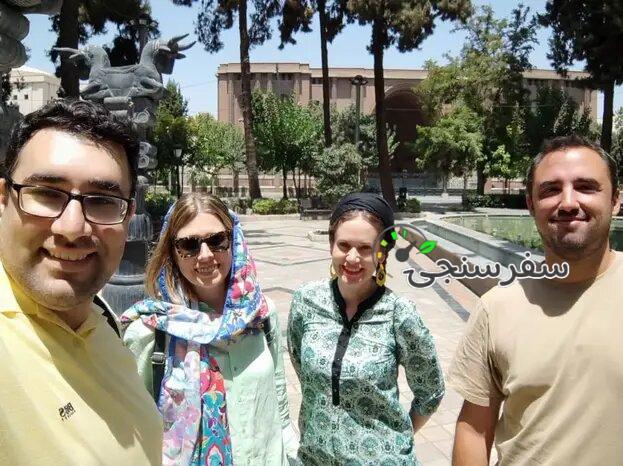 امیرحسین عزیزی راهنمای فرهنگی در تهران