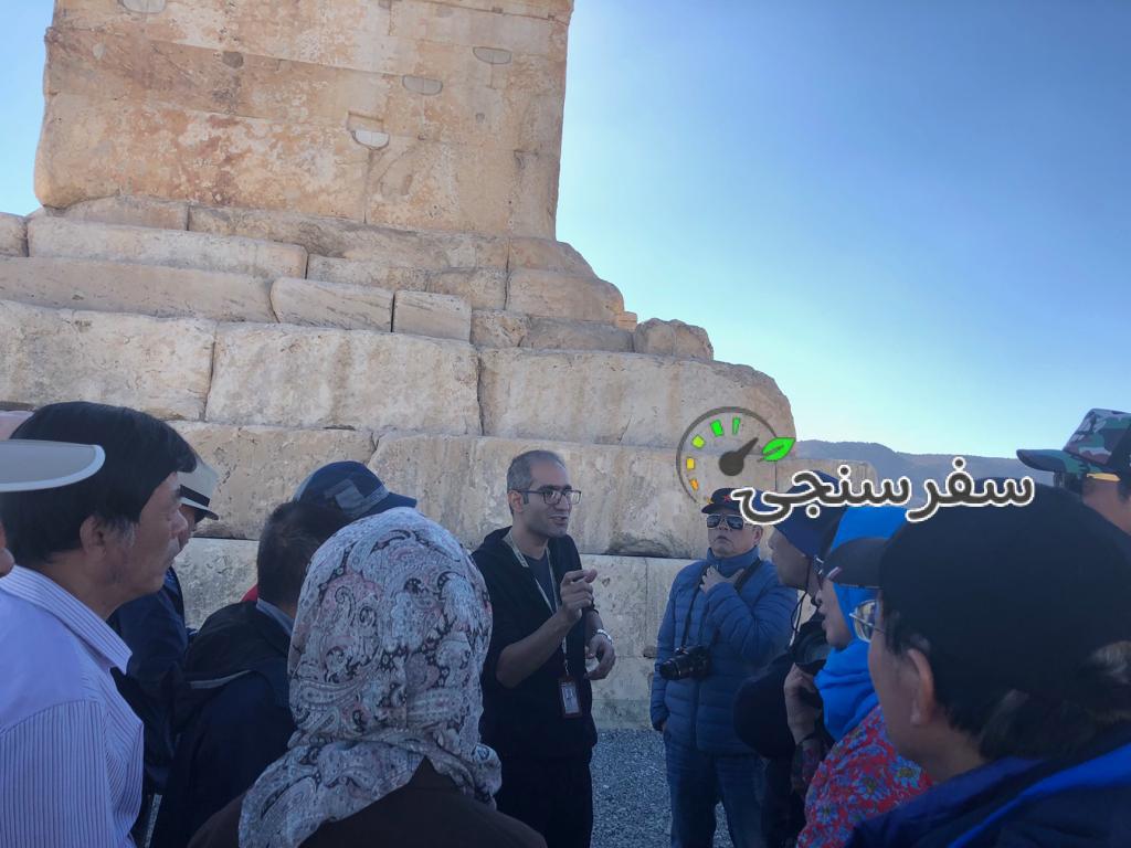 مصطفی رضائی راهنمای حرفه ای تورهای ورودی و خروجی در تهران