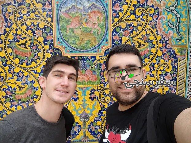 امیرحسین عزیزی راهنمای فرهنگی در تهران