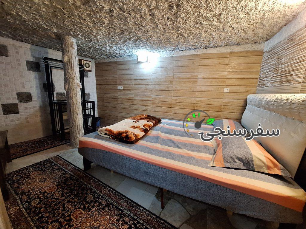 کمال زارع سوئیت بومگردی صخره ای عمارت سنگی کندوان