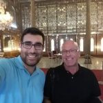 امیرحسین عزیزی راهنمای فرهنگی در تهران