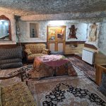 کمال زارع سوئیت بومگردی صخره ای عمارت سنگی کندوان