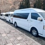 اجاره ون و کرایه ون دربستی تویوتا هایس در ارم شیراز حیاتی