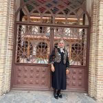فریبا احمدی لیدر و مترجم زبان انگلیسی در قائم شهر مازندران