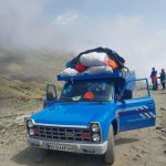 جابه جایی مسافر به تنگ گلو با پاترول چهار درب و نیسان وانت