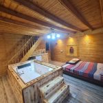 اقامتگاه بومگردی ماه بی بی در بابل مازندران/