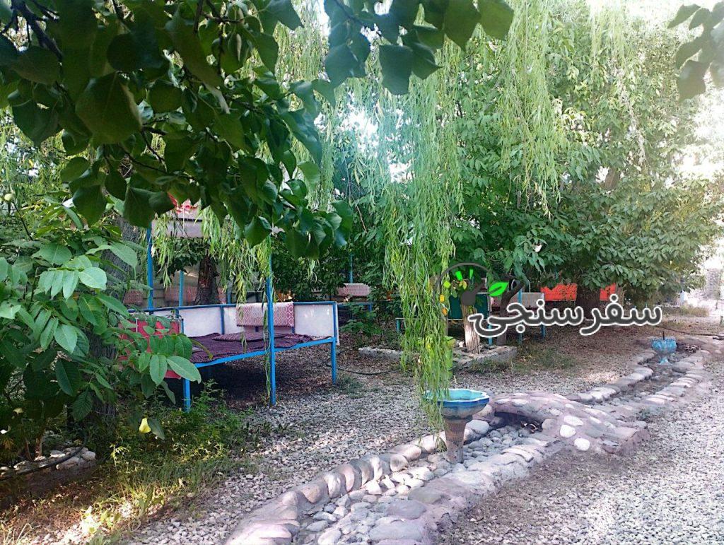 باغ رستوران شب های گلدشت