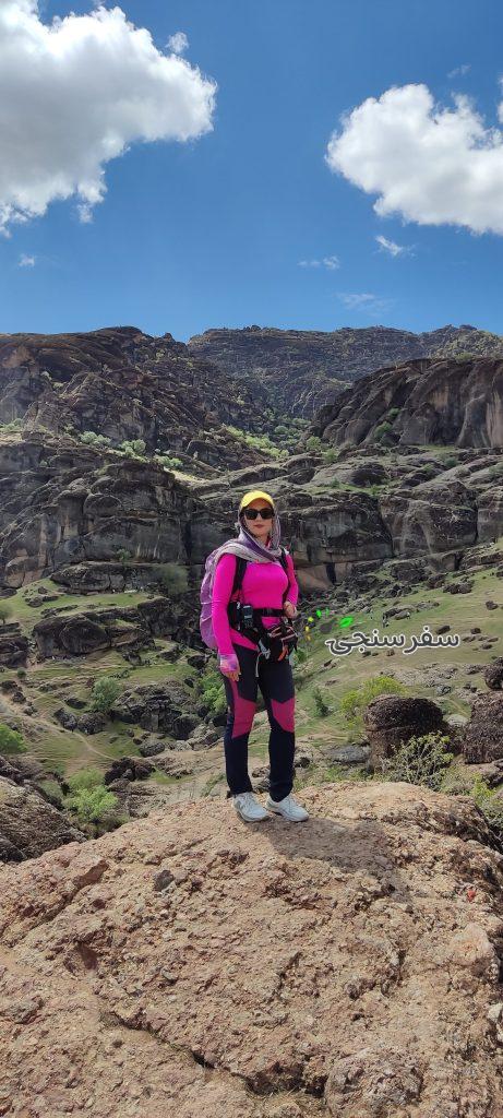 طاهره اسکندری تورلیدر و راهنمای گردشگری لرستان