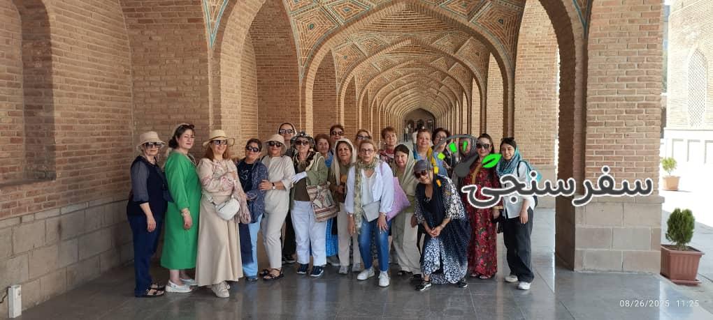 فریده محتشمی تور لیدر گردشگری فرهنگی در تهران