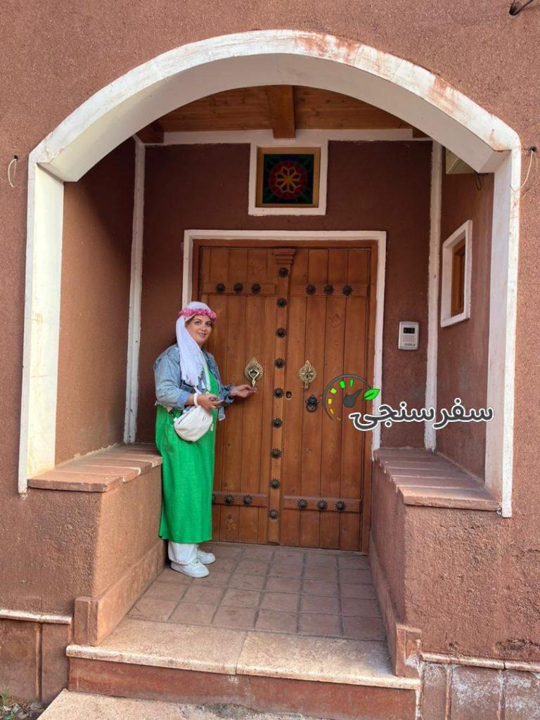 فریده محتشمی تور لیدر گردشگری فرهنگی در تهران