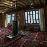 رستوران و اقامتگاه بومگردی نشینگه بنار در مریوان کردستان/