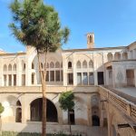 تور کویر ابو زیدآباد و کاشان گردی