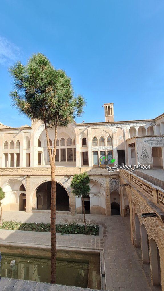 تور کویر ابو زیدآباد و کاشان گردی