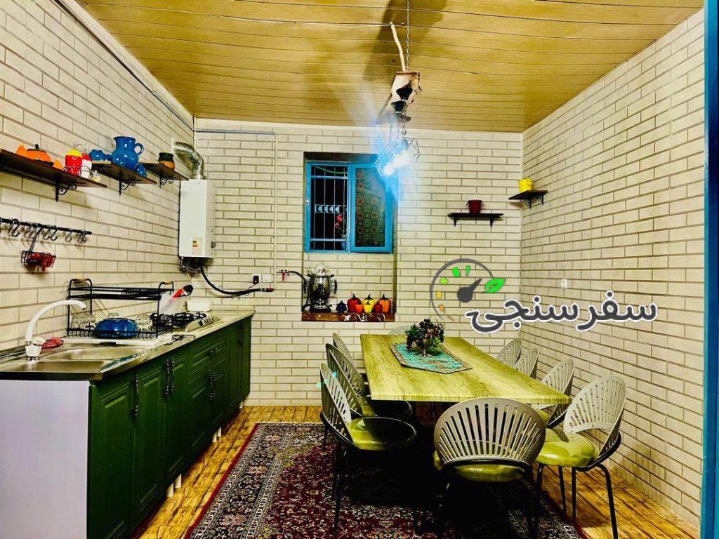 اقامتگاه بومگردی آلوسان در همدان