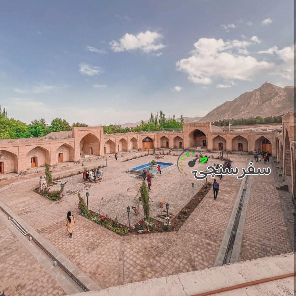 تور ترکیبی معماری و بارش شهابی