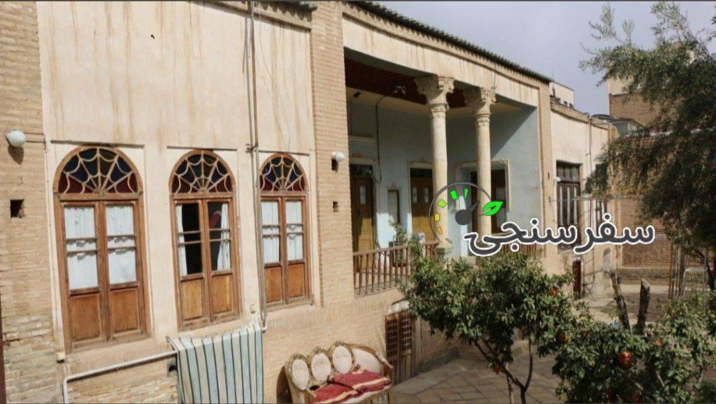 تور باغ انار و بازدید اماکن تاریخی ساوه