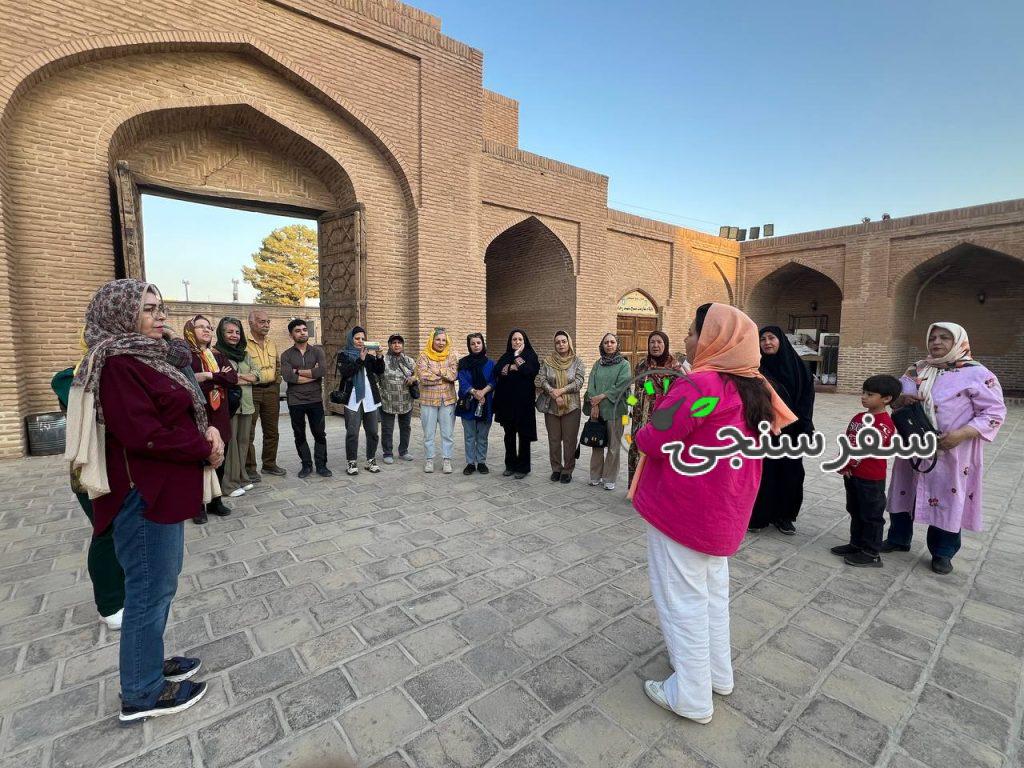 مهتاب بابایی مقدم لیدر مجرب فرهنگی و محلی در خراسان رضوی