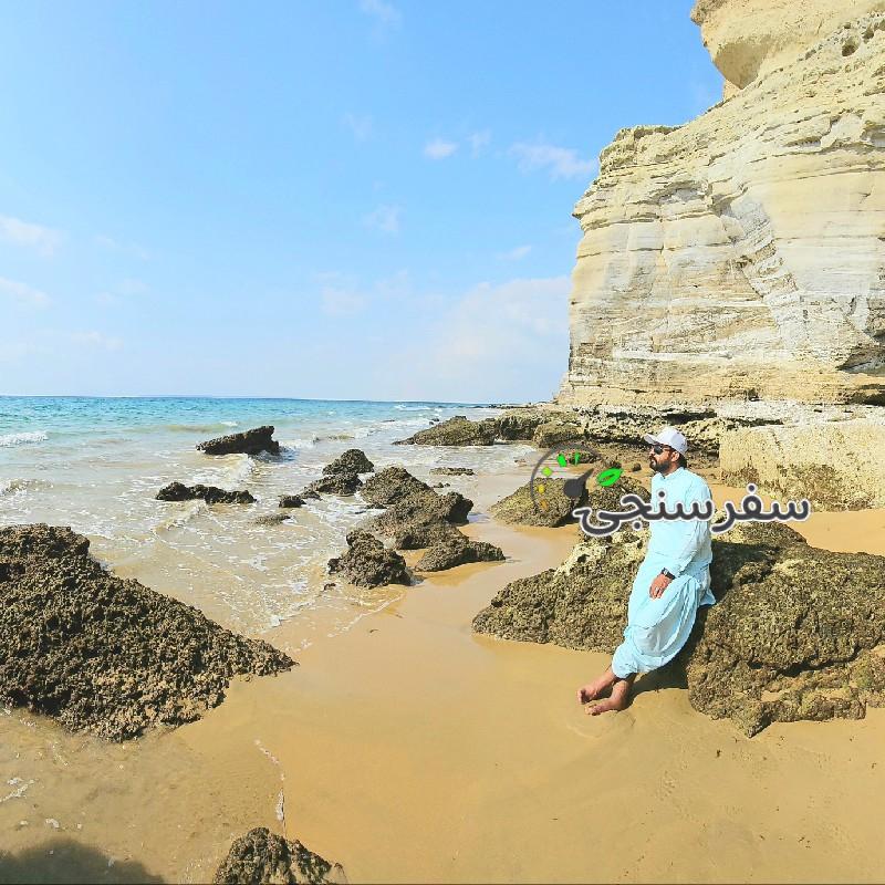 فرهاد صالح زهی لیدر محلی و عکاس چابهار