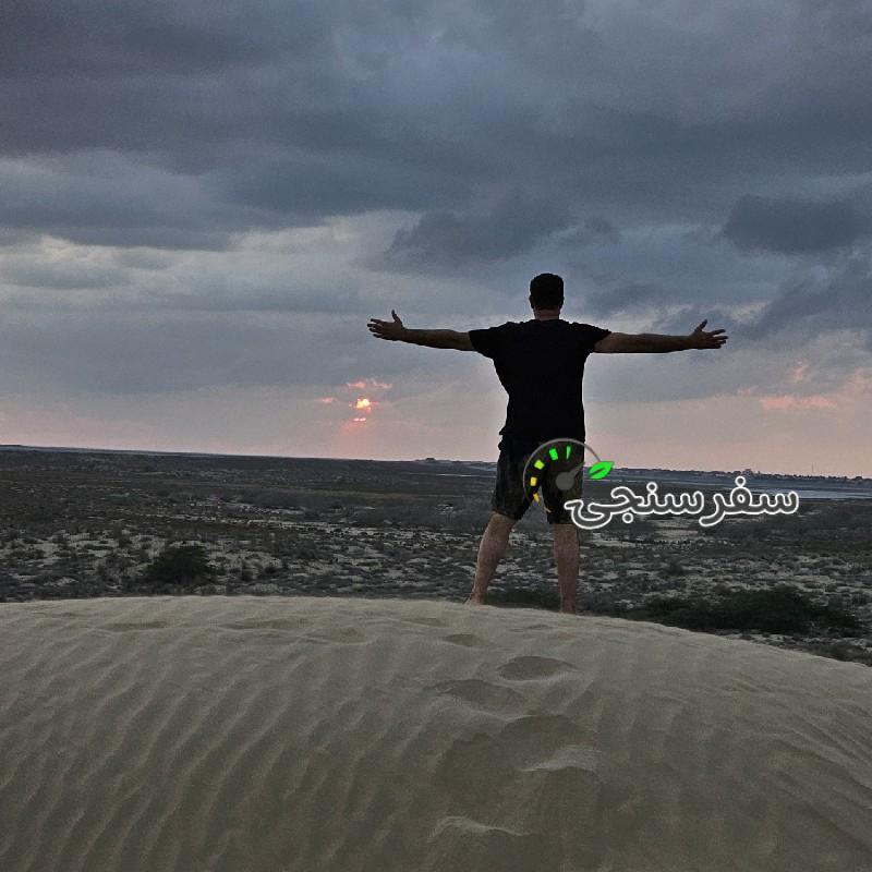 فرهاد صالح زهی لیدر محلی و عکاس چابهار