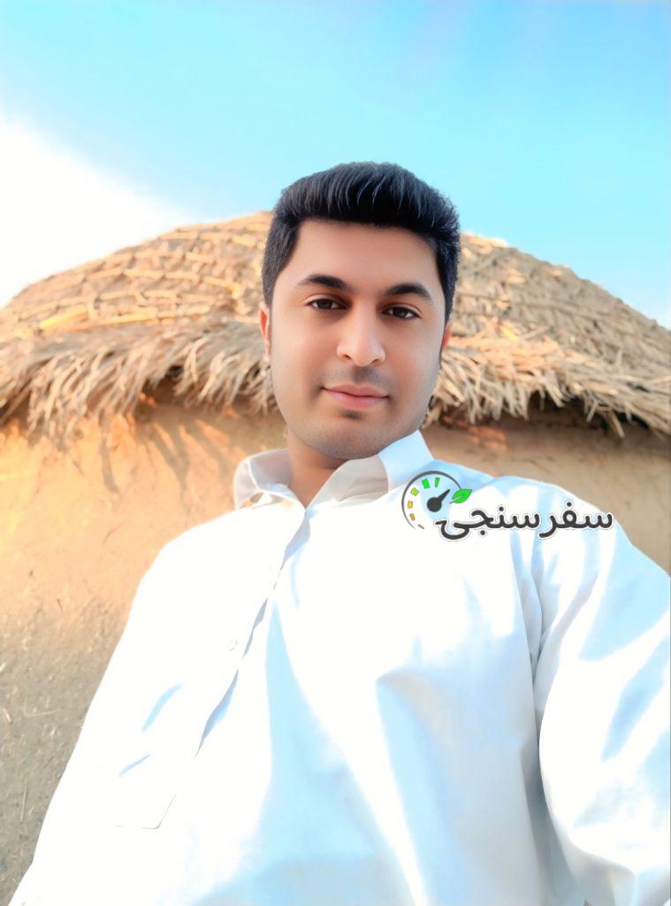 ایرج درزاده لیدر محلی و مجری تورهای چابهار گردی